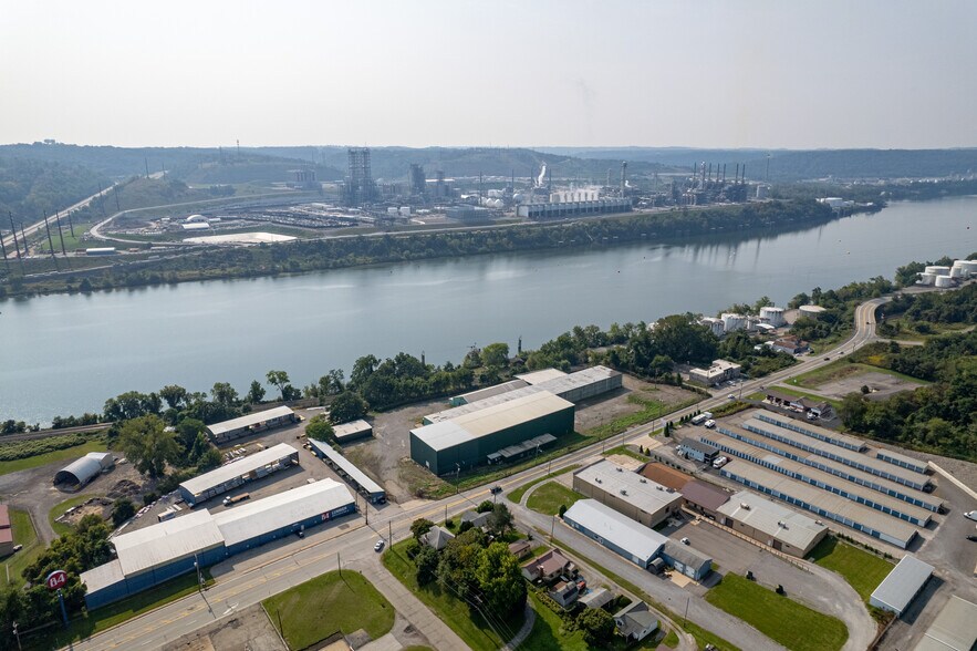 More Photos Of 685 State Ave, Vanport Warehouse For Lease