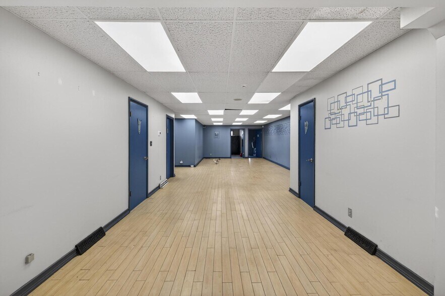 More Photos Of 21 Main St, Hamburg Storefront Retail Office For Sale