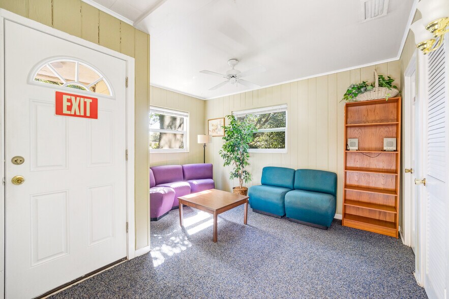 More Photos Of 1910 Hillcrest St, Orlando Office For Sale