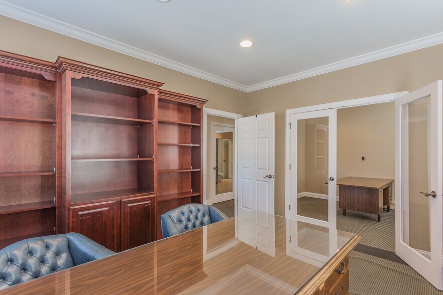 More Photos Of 3222 Ocoee St, Cleveland Medical For Sale