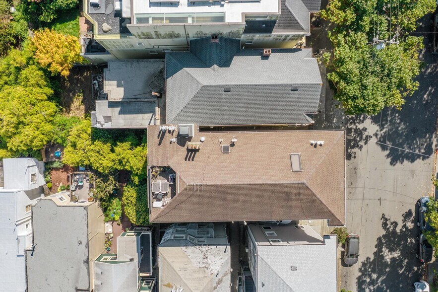 More Photos Of 38-42 Broderick St, San Francisco Apartments For Sale