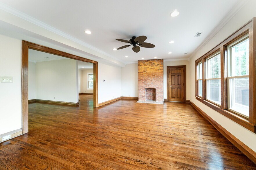 More Photos Of 153 S 17th St, Columbus Multifamily For Sale