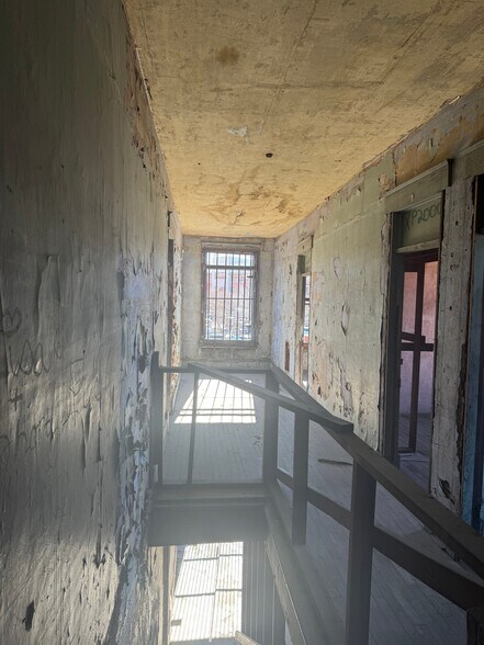 More Photos Of 115 S Grand Ave, Pueblo Industrial For Sale