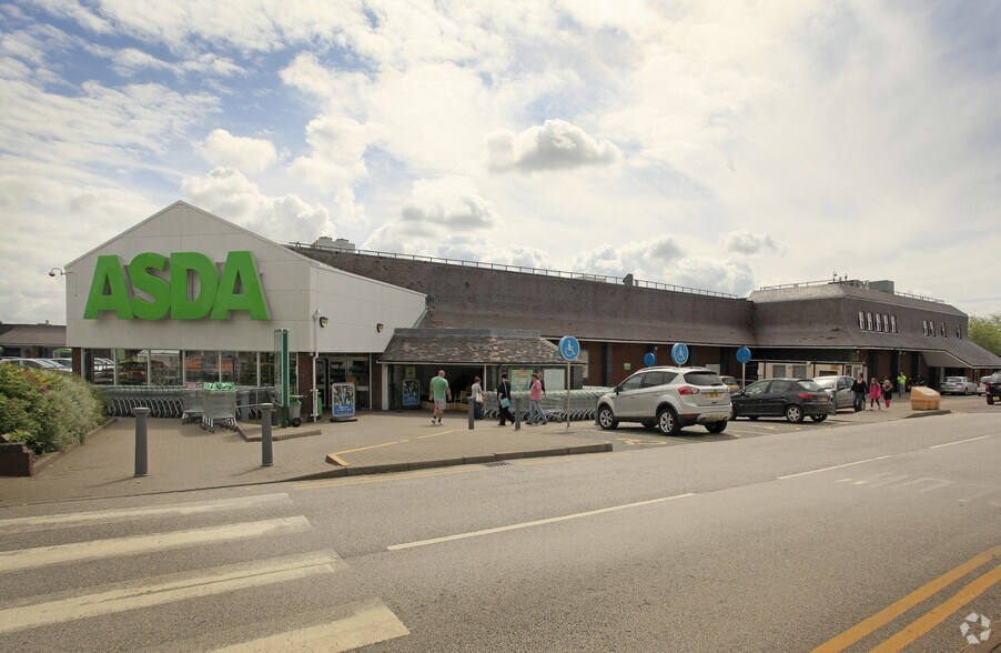 More Photos Of Victoria Centre, Crewe General Retail For Lease