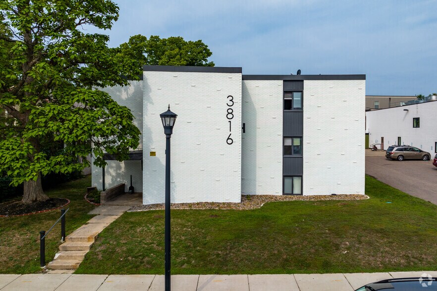 More Photos Of 3816 Nicollet Ave, Minneapolis Apartments For Sale
