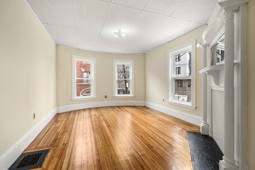 More Photos Of 10 Royal St, Boston Multifamily For Sale