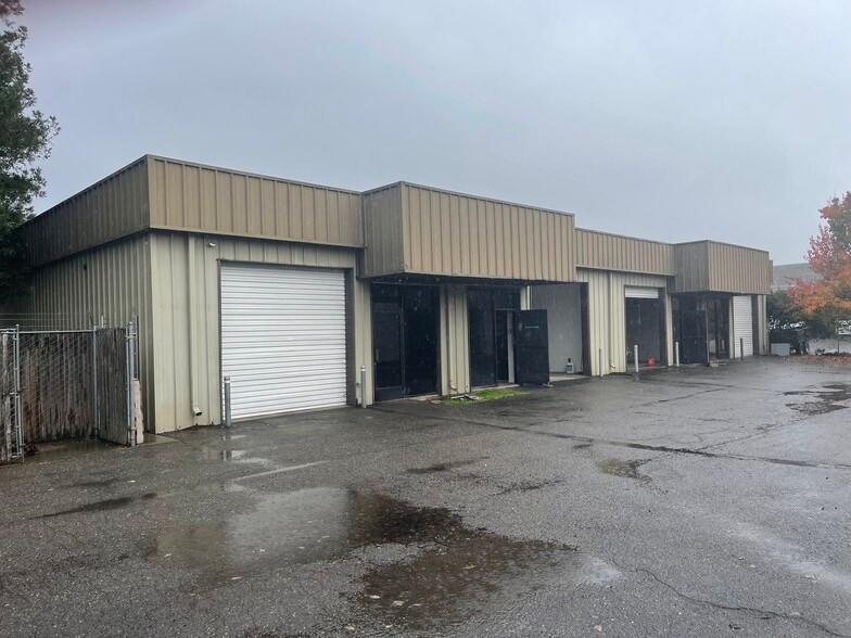 More Photos Of 2967 Coors Ct, Santa Rosa Warehouse For Lease