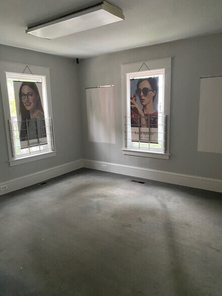 More Photos Of 254 Beech St, Manchester Office For Lease