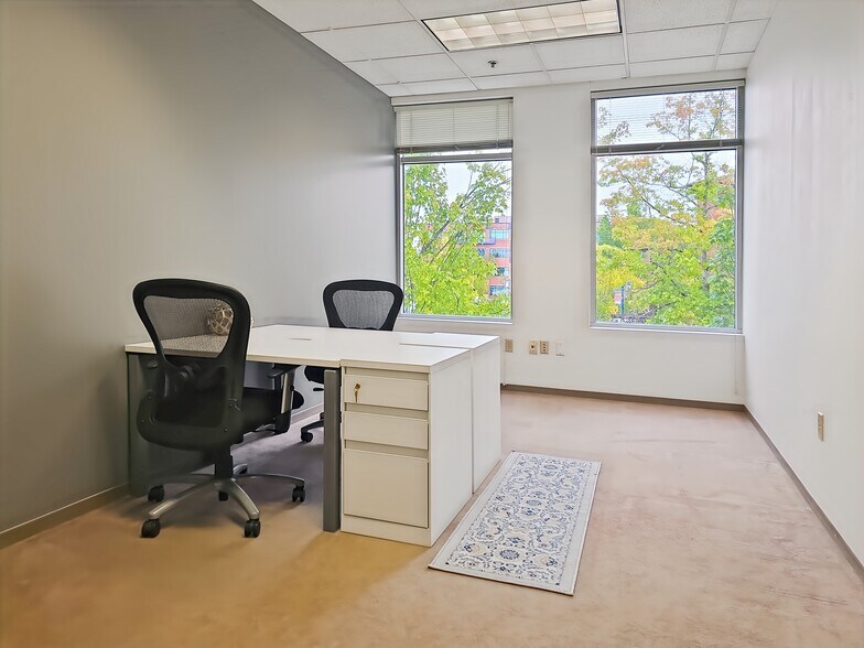 More Photos Of 8215 Sw Tualatin Sherwood Rd, Tualatin Coworking Space