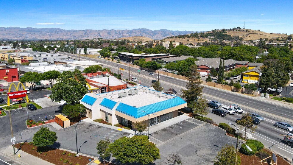 More Photos Of 2436 Almaden Rd, San Jose Medical For Lease