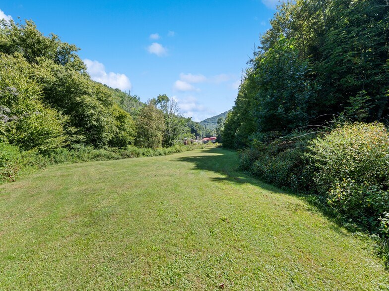 More Photos Of 11178 US 19N, Maggie Valley Land For Sale