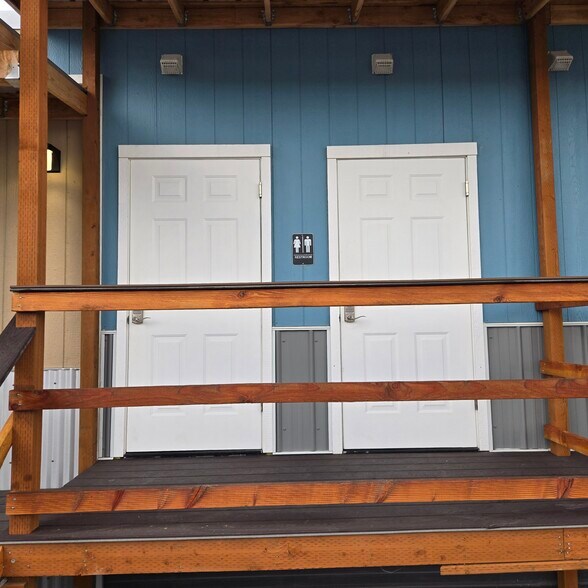 More Photos Of 1314 W Pierce St, Burns Trailer Camper Park For Sale