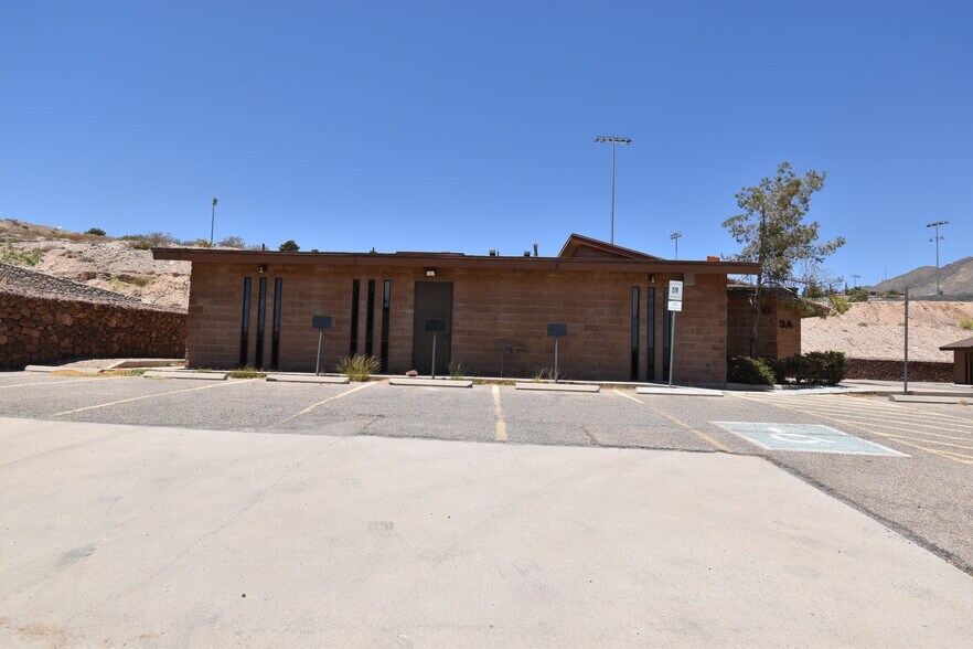 More Photos Of 1201 E Schuster Ave, El Paso Medical For Lease