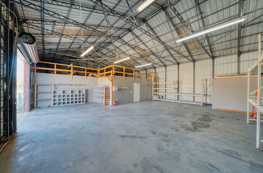 More Photos Of 946 Shadick Dr, Orange City Warehouse For Lease
