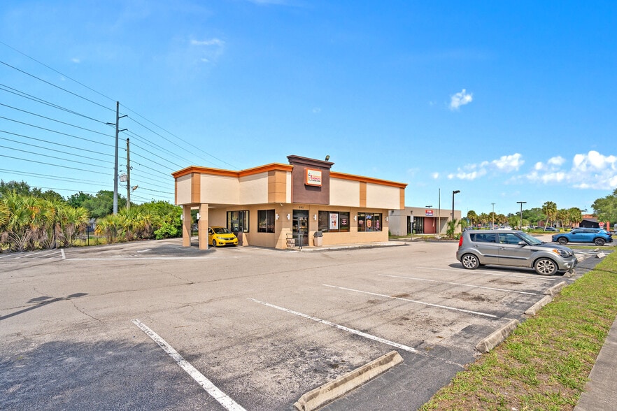 More Photos Of 890 E SR 436, Casselberry Fast Food For Sale