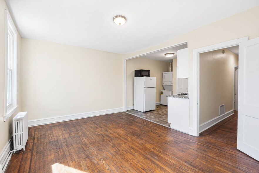 More Photos Of 522 S 5th St, Philadelphia Storefront Retail Residential For Sale