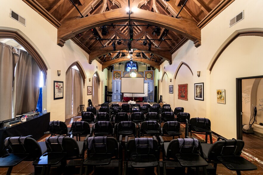 More Photos Of 95 N Marengo Ave, Pasadena Storefront Retail Office For Sale