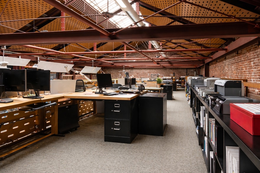 More Photos Of 165 10th St, San Francisco Office For Lease