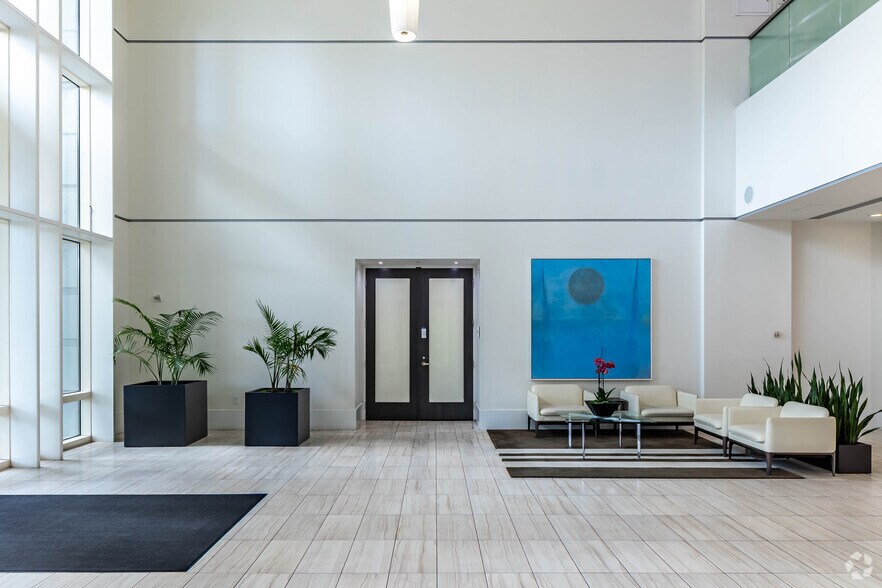 More Photos Of 1000 S Pine Island Rd, Plantation Unknown For Lease