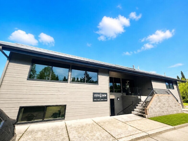 More Photos Of 1665 Liberty St SE, Salem Office For Lease