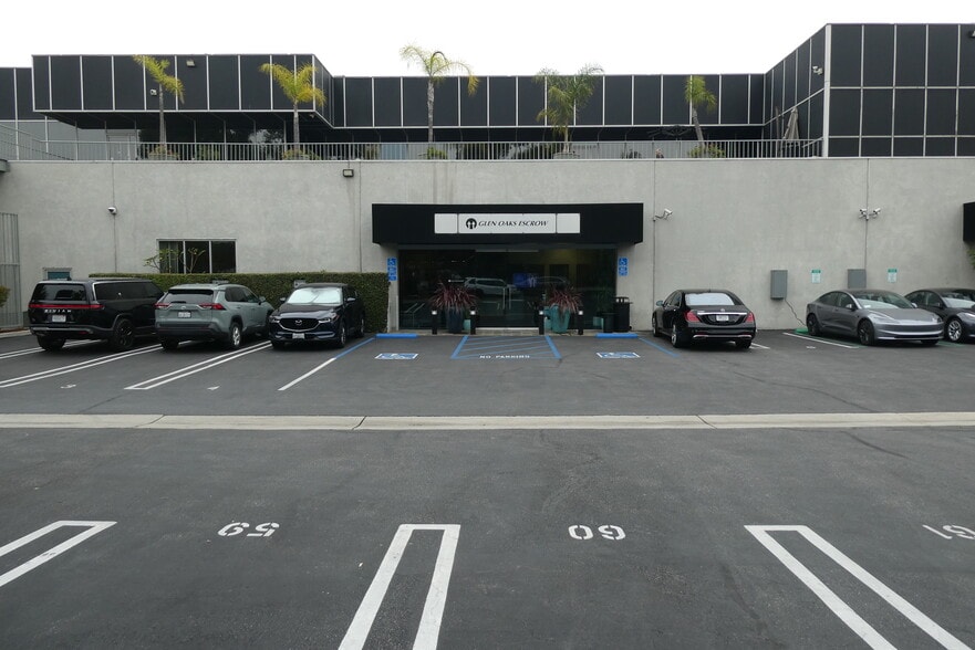 More Photos Of 6100-6120 San Fernando Rd, Glendale Office For Sale