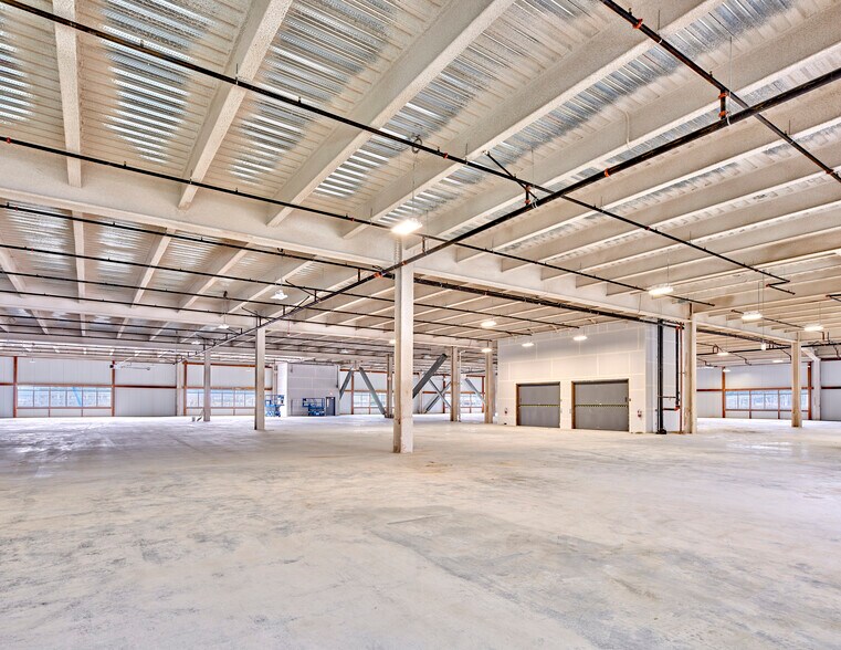 More Photos Of 65 S Horton St, Seattle Warehouse For Sale