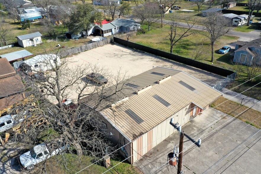 More Photos Of 5447 Seguin Rd, Kirby Auto Repair For Sale