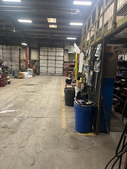 More Photos Of 1140 Military Rd, Tonawanda Warehouse For Sale
