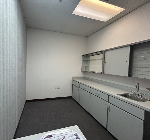 More Photos Of 834 Taraval St, San Francisco Storefront Retail Office For Lease