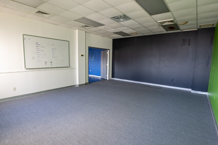 More Photos Of 5-17 Washington St, Norwalk Office For Sale