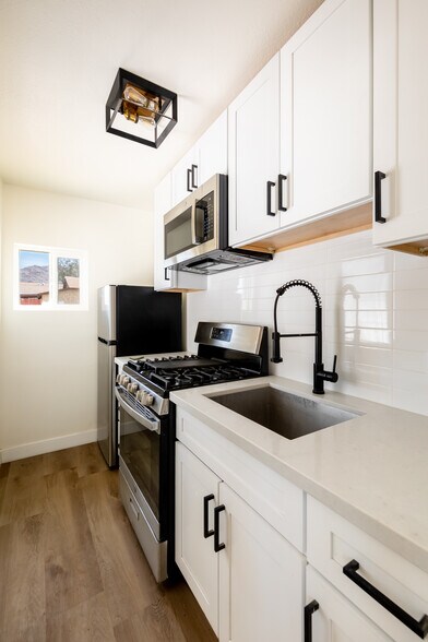 More Photos Of 6563 Oasis Ave, Twentynine Palms Apartments For Sale