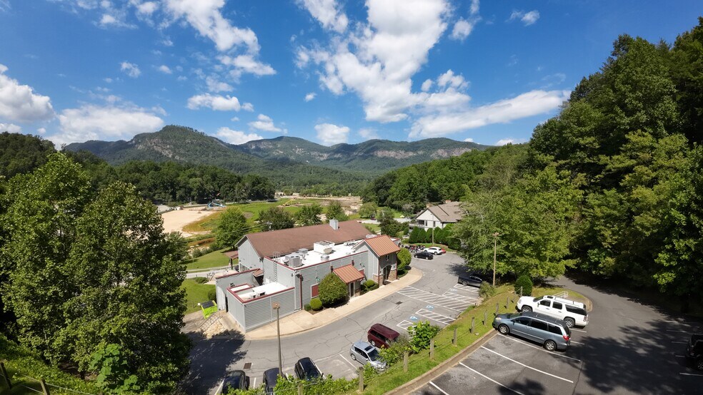 More Photos Of 2693 Memorial Hwy, Lake Lure Restaurant For Sale