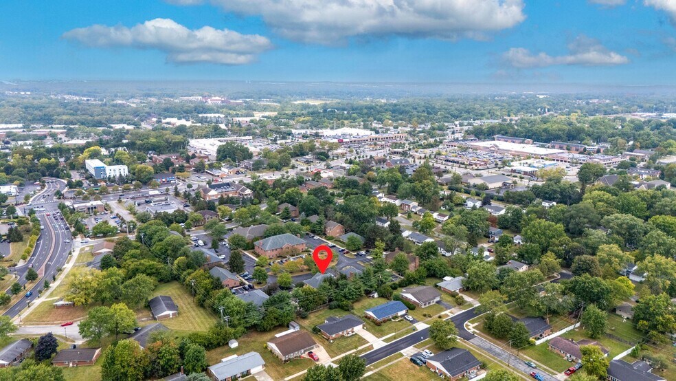 More Photos Of 124 Dorchester Sq, Westerville Office For Sale