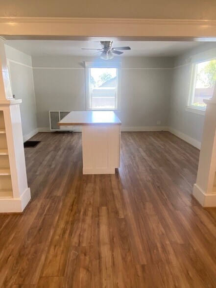 More Photos Of 2606 N Ventura Ave, Ventura Office For Lease