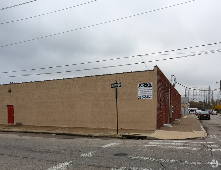 More Photos Of 2001-2023 S 29th St, Philadelphia Warehouse For Lease