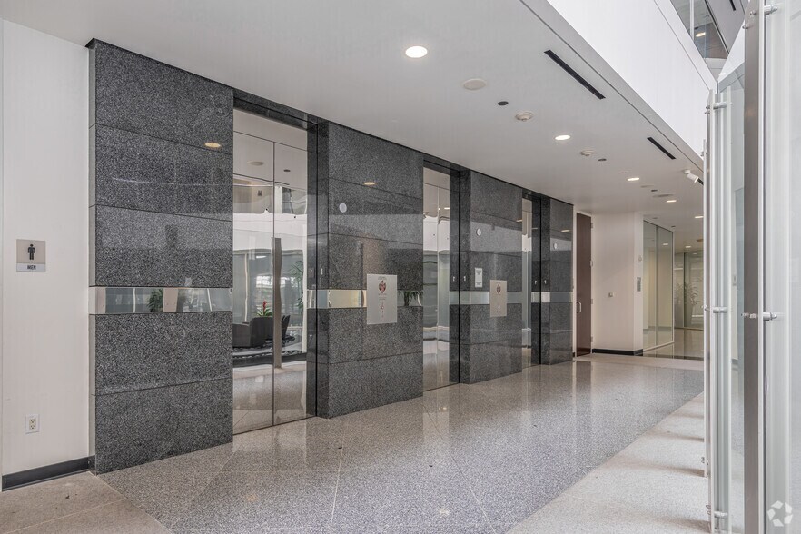 More Photos Of 16666 Northchase Dr, Houston Office For Lease