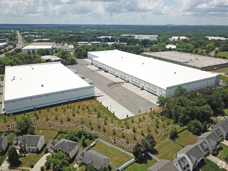 More Photos Of 11201 Ed Brown Rd, Charlotte Warehouse For Lease