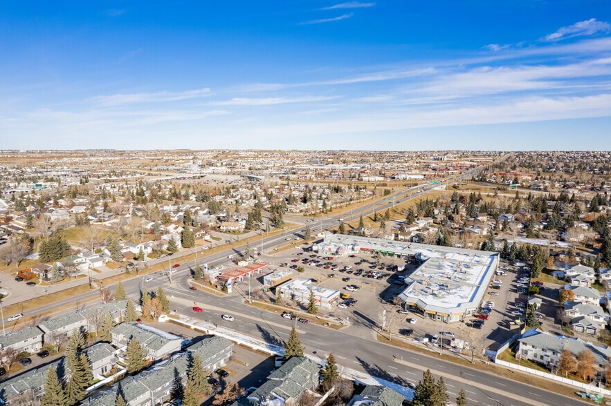 More Photos Of 8060 Silver Springs Blvd NW, Calgary Unknown For Lease