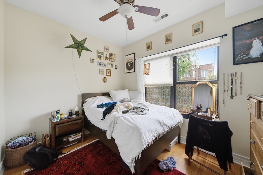 More Photos Of 1640-1642 W Fargo Ave, Chicago Apartments For Sale