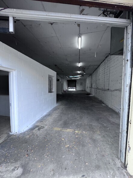 More Photos Of 1107 Flushing Ave, Brooklyn Manufacturing For Lease