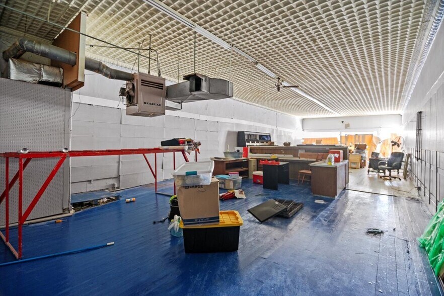 More Photos Of 163 W Main St, Timmonsville General Retail For Sale