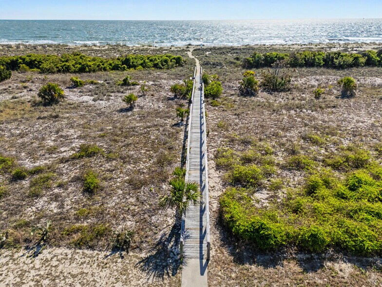 More Photos Of 8 Sandlewood Ct, Tybee Island Specialty For Sale