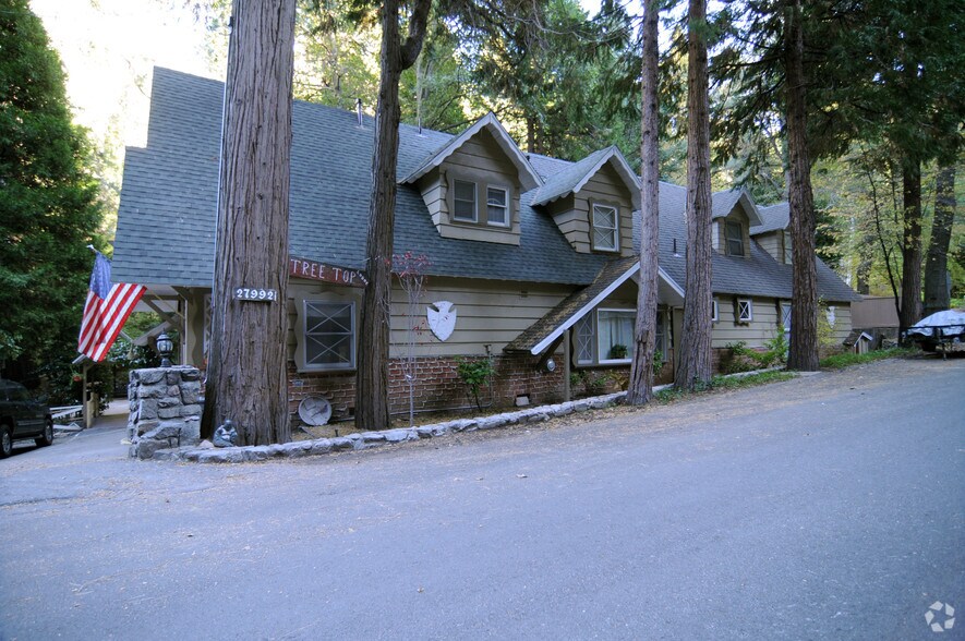 Primary Photo Of 27992 Rainbow Dr, Lake Arrowhead Hotel For Sale