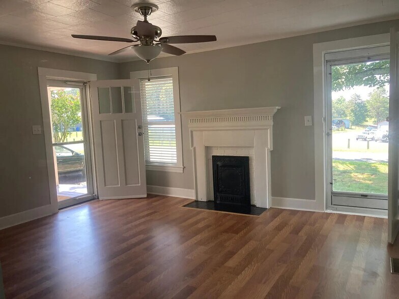 More Photos Of , Lexington Specialty For Sale