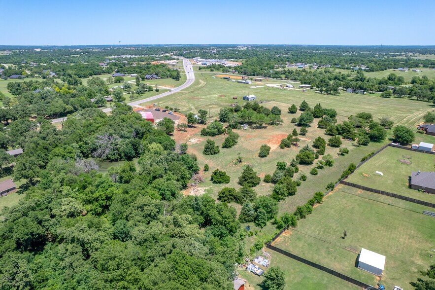 More Photos Of 1402 Veterans Memorial Hwy, Blanchard Warehouse For Sale