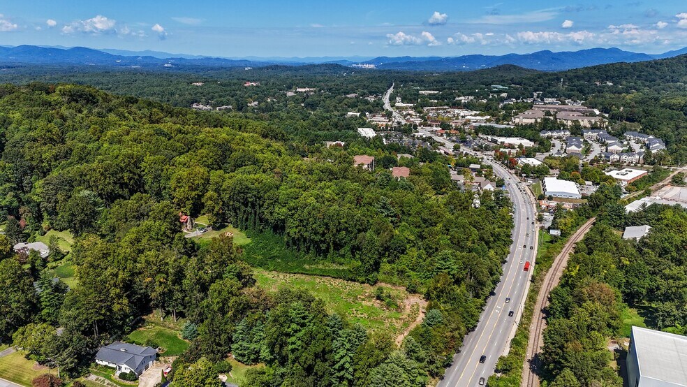 More Photos Of 1945 Hendersonville Rd, Asheville Land For Sale