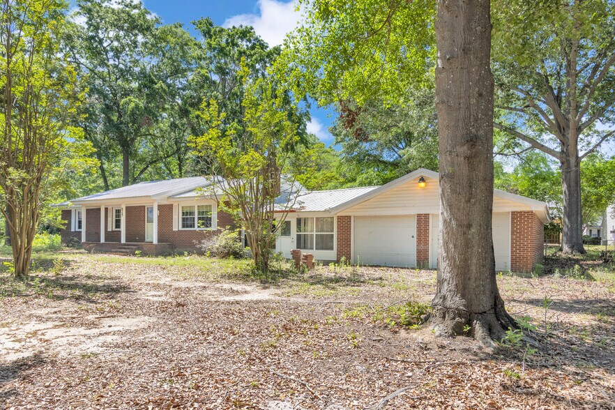 More Photos Of 825 Neilson St, Aiken Land For Sale