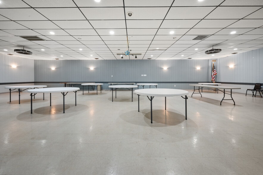 More Photos Of 2830 E Grand River Ave, Howell Lodge Meeting Hall For Sale