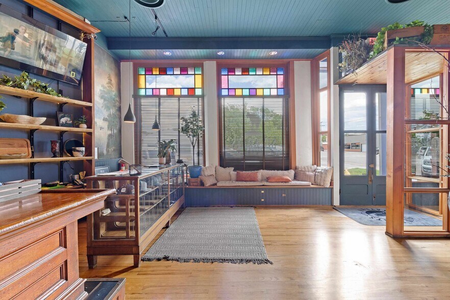 More Photos Of 701 N 5th St, Spearfish Restaurant For Sale