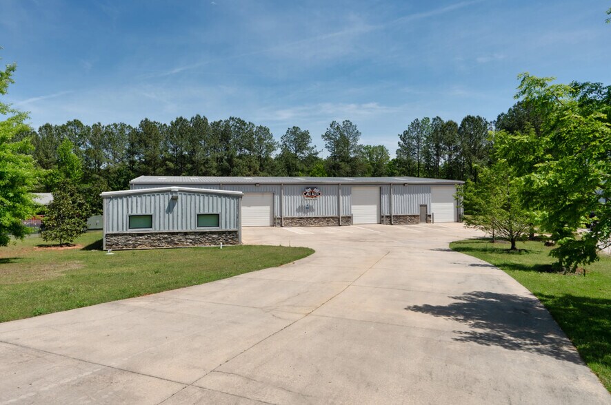 Primary Photo Of 20 Bellamy Pl, Stockbridge Warehouse For Sale